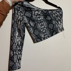 SHEIN Crop one-sleeve